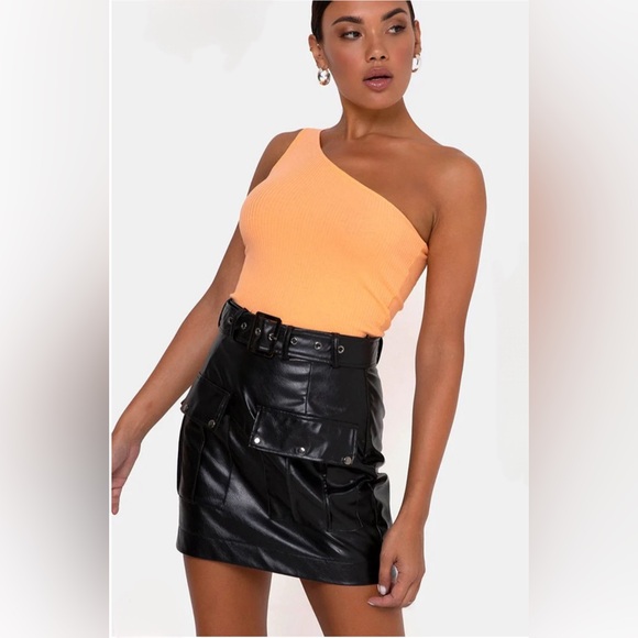 NWT Never Worm Motel Rocks Leather high waist mini skirt w/ leather belt size M - Picture 3 of 7